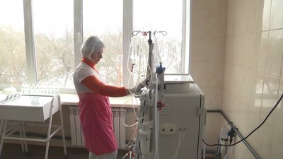 "Без цієї процедури вони не зможуть жити". У Краматорську відновлює роботу відділення гемодіалізу "Без цієї процедури вони не зможуть жити". У Краматорську відновлює роботу відділення гемодіалізу