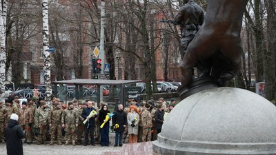 У Хмельницькому вшанували пам’ять полеглих воїнів-інтернаціоналістів У Хмельницькому вшанували пам’ять полеглих воїнів-інтернаціоналістів