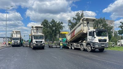 У Києві на Кільцевій дорозі частково обмежили рух транспорту У Києві на Кільцевій дорозі частково обмежили рух транспорту