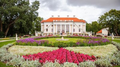 Громадянам Росії заборонили відвідувати Пакруойський маєток в Литві