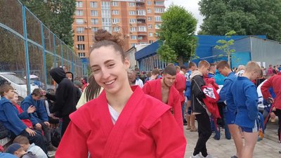 Єлизавета Пастернак, учасниця змагань з пляжного самбо Єлизавета Пастернак, учасниця змагань з пляжного самбо