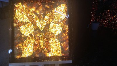 Національний рекорд: у Житомирі виготовили найбільшу в Україні плиту з бурштину Національний рекорд: у Житомирі виготовили найбільшу в Україні плиту з бурштину