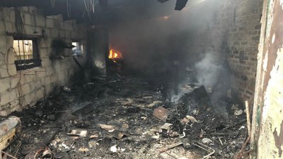 Обстріл Золочева 13 липня: пошкоджені дев'ять будинків, знищений гараж та вантажівка Обстріл Золочева 13 липня: пошкоджені дев'ять будинків, знищений гараж та вантажівка