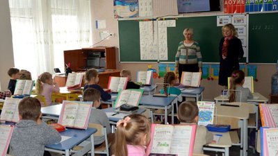 В ОПУ розповіли про облашутвання бомбосховищ у школах