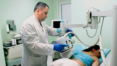 У Чернігівській міській лікарні №2 з’явиться апарат, який дозволяє дробити камені без інвазивного втручання