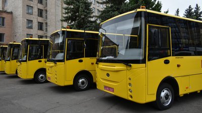Волинь, шкільні автобуси