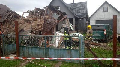 У місті на Рівненщині зруйнувало будинок, попередньо, через вибух газоповітряної суміші — ДСНС У місті на Рівненщині зруйнувало будинок, попередньо, через вибух газоповітряної суміші — ДСНС