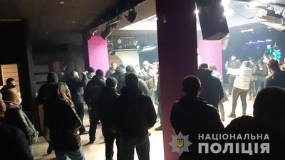Директору харківського нічного клубу оголосили про підозру у порушенні карантину