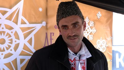 У Чернігові встановили рекорд: тисяча порцій козацького кулешу з таємним інгредієнтом У Чернігові встановили рекорд: тисяча порцій козацького кулешу з таємним інгредієнтом