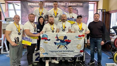 Черкаські богатирі здобули 18 нагород благодійного турніру Черкаські богатирі здобули 18 нагород благодійного турніру