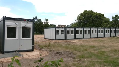 Модульне містечко у Новоселівці: хто отримає житло першим?