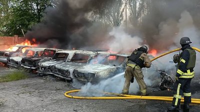 Нікопольщина, зайнялися 17 авто та 15 мопедів