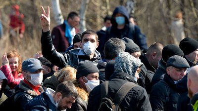 Українці на польському кордоні