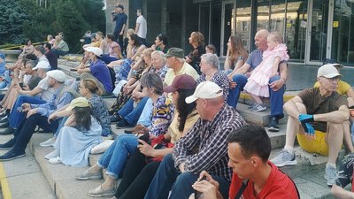 Джаз під викритим небом: у середмісті Черкас виступив оркестр Джаз під викритим небом: у середмісті Черкас виступив оркестр