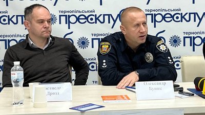 Олександр Буняк, начальник відділу міграційної поліції Тернопільської області Олександр Буняк, начальник відділу міграційної поліції Тернопільської області