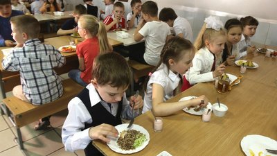 Чи потрібно реформувати шкільне харчування. Пояснює дієтологиня