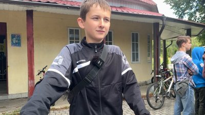 23 школярі відвідують безплатний літній велотабір у Луцьку 23 школярі відвідують безплатний літній велотабір у Луцьку