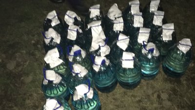 У Кропивницькому в одному з гаражів виявли півтори тонни фальсифікованого алкоголю