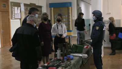 На Херсонщині відзняли фільм, створений за участі рятувальників області На Херсонщині відзняли фільм, створений за участі рятувальників області