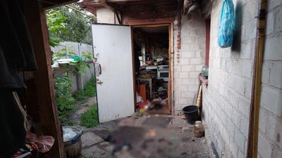 На Черкащині нетверезий чоловік підірвав гранату у будинку. Його шпиталізували