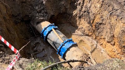 У Миколаєві відремонтували пошкоджену російською армією водопровідну мережу