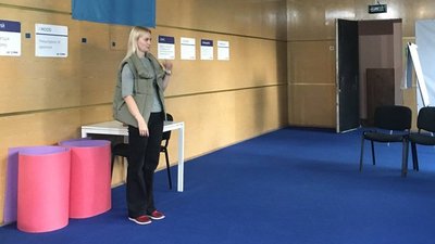 До міжнародного дня жестової мови у Сумах відбувся майстер-клас До міжнародного дня жестової мови у Сумах відбувся майстер-клас