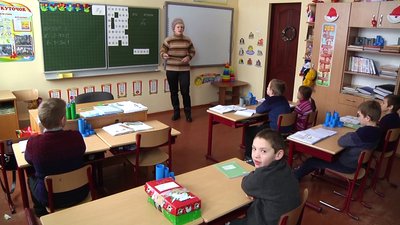 Педагоги Довбиської спеціалізованої школи-інтернату досі не отримали зарплату за три останні місяці 2022 року Педагоги Довбиської спеціалізованої школи-інтернату досі не отримали зарплату за три останні місяці 2022 року