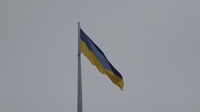 "Ми разом і непереможні": у Полтаві в День єднання підняли державний прапор