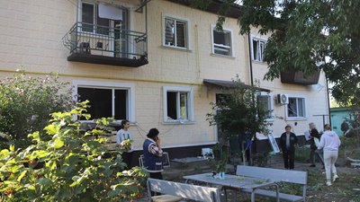 РФ атакувала південь Одещини дронами: пошкоджено будинки та вантажівку РФ атакувала південь Одещини дронами: пошкоджено будинки та вантажівку