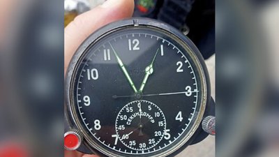 У Черкасах один із банків "замінували" автомобільним годинником