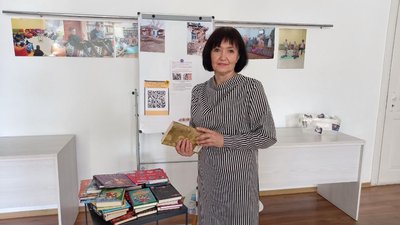 Завідувачка Луцької “Бібліотеки-студії “ДіМ” Ніна Бочарова Завідувачка Луцької “Бібліотеки-студії “ДіМ” Ніна Бочарова