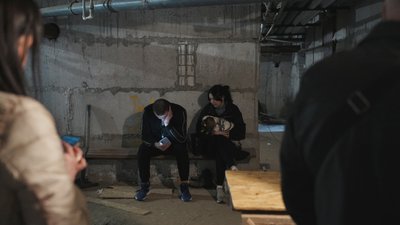 Люди в укритті у Харкові