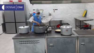 У сумських школах почали годувати учнів за новим меню. Що змінилось У сумських школах почали годувати учнів за новим меню. Що змінилось