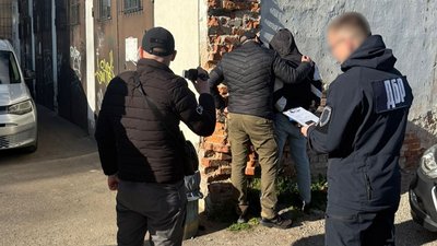 Житомирщина, служба судової охорони, підозра