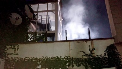 У Кривому Розі під час пожежі надзвичайники врятували 22 людини У Кривому Розі під час пожежі надзвичайники врятували 22 людини