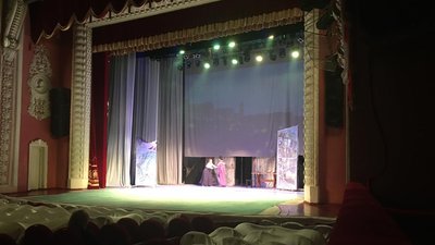 До премʼєри вистави "Красуня і чудовисько" готується Вінницький обласний драмтеатр