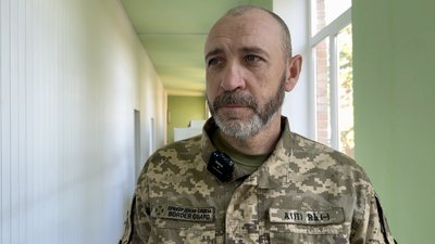 "Війна не закінчується і постійна є потреба": волинські прикордонники здали кров для цивільних та військових "Війна не закінчується і постійна є потреба": волинські прикордонники здали кров для цивільних та військових