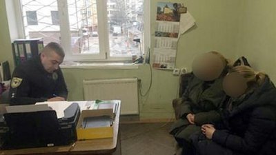 Прикарпатські правоохоронці ловлять кишенькових злодіїв