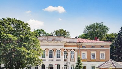 Микулинецький палац, Палац Реїв