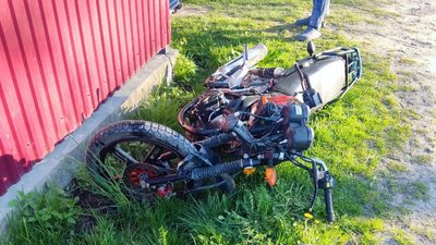 В аварії з двома мотоциклістами на Волині травмувалися неповнолітні