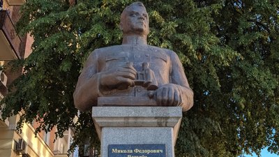 Доля полтавських пам’ятників: думка докторки історичних наук Доля полтавських пам’ятників: думка докторки історичних наук