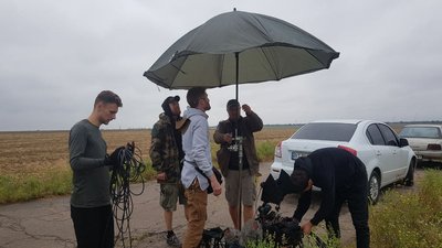 Фільм "Редакція": як проходить знімальний день на Херсонщині Фільм "Редакція": як проходить знімальний день на Херсонщині