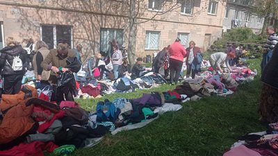 Допомога людям з інвалідністю та переселенцям Допомога людям з інвалідністю та переселенцям
