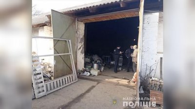 За крадіжку з фермерського господарства у Мукачеві затримали 17-річного юнака За крадіжку з фермерського господарства у Мукачеві затримали 17-річного юнака