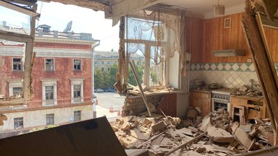 Гатили зі "Смерчів" та "Градів". Марганець після обстрілу військ РФ