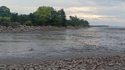 "Дно Каховського водосховища забруднює воду". Еколог про проміжні результати дослідження