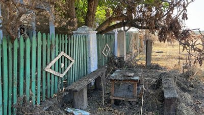 «Обламали перестінок, бо хитався». Як жителі Снігурівщини відновлюють будинки після затоплення «Обламали перестінок, бо хитався». Як жителі Снігурівщини відновлюють будинки після затоплення