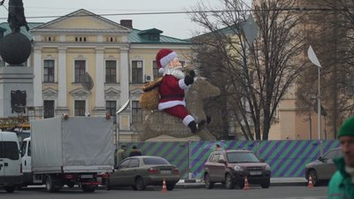 "Ми завжди на висоті": Кернес про витрати на святкові прикраси Харкова "Ми завжди на висоті": Кернес про витрати на святкові прикраси Харкова