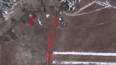 Росія перекинула винищувачі та бомбардувальники з Білорусі на Брянщину — "Схеми" Росія перекинула винищувачі та бомбардувальники з Білорусі на Брянщину — "Схеми"