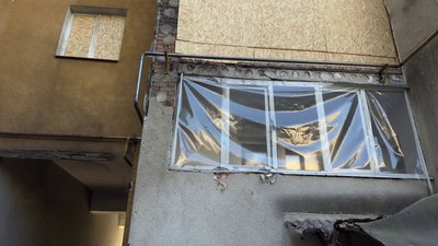 Газова труба, яку відновлюють